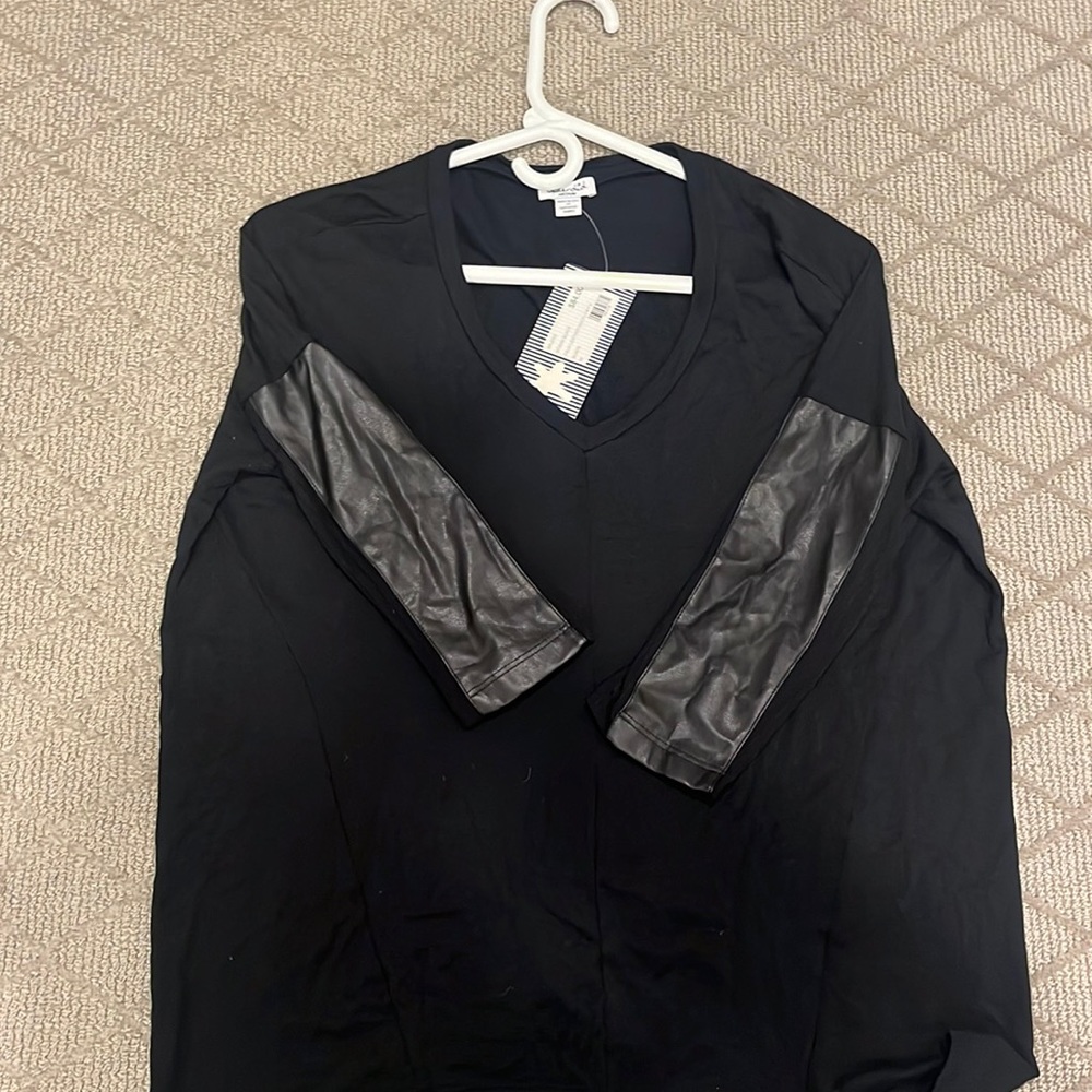 Splendid brand Faux Leather Mix Flowy V Size Medium